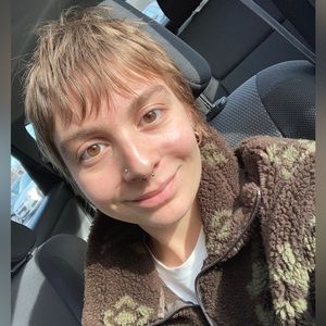 Meet your Posher, Lizzie